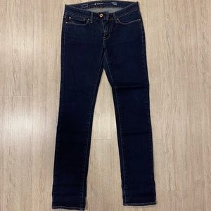 Levi’s dark blue jeans size 27 straight + modern rise